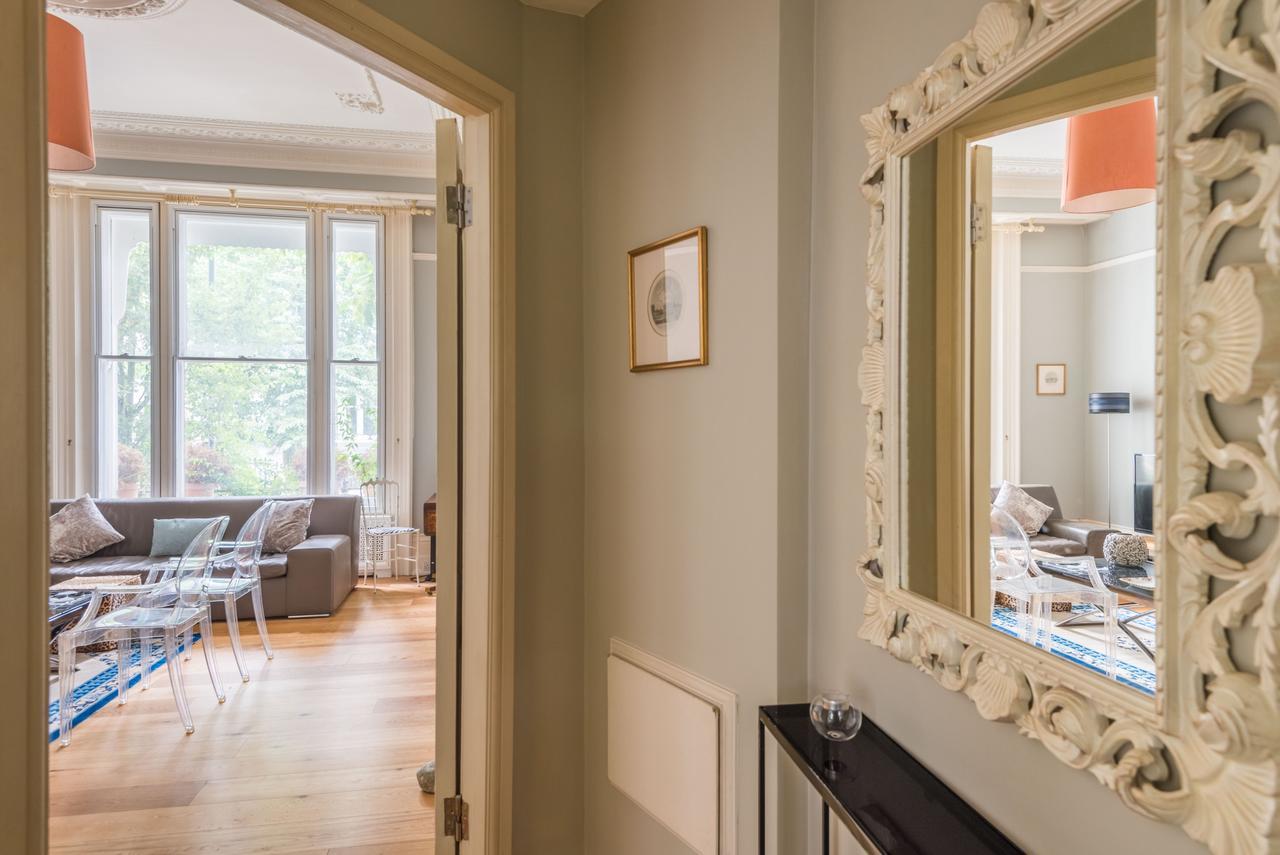 Lovely Chelsea Home Near The Thames By Underthedoormat 伦敦 外观 照片